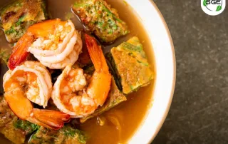 แกงส้มชะอมกุ้ง