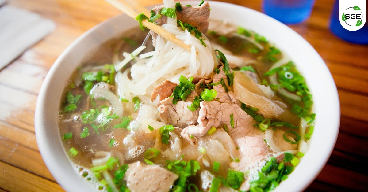 วิธีทำ เฝอ ก๋วยเตี๋ยวเวียดนาม เส้นนุ่มละมุนลิ้น น้ำซุปรสชาติกลมกล่อม
